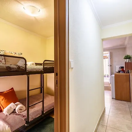 Apartament Cozy Flat With Terrace